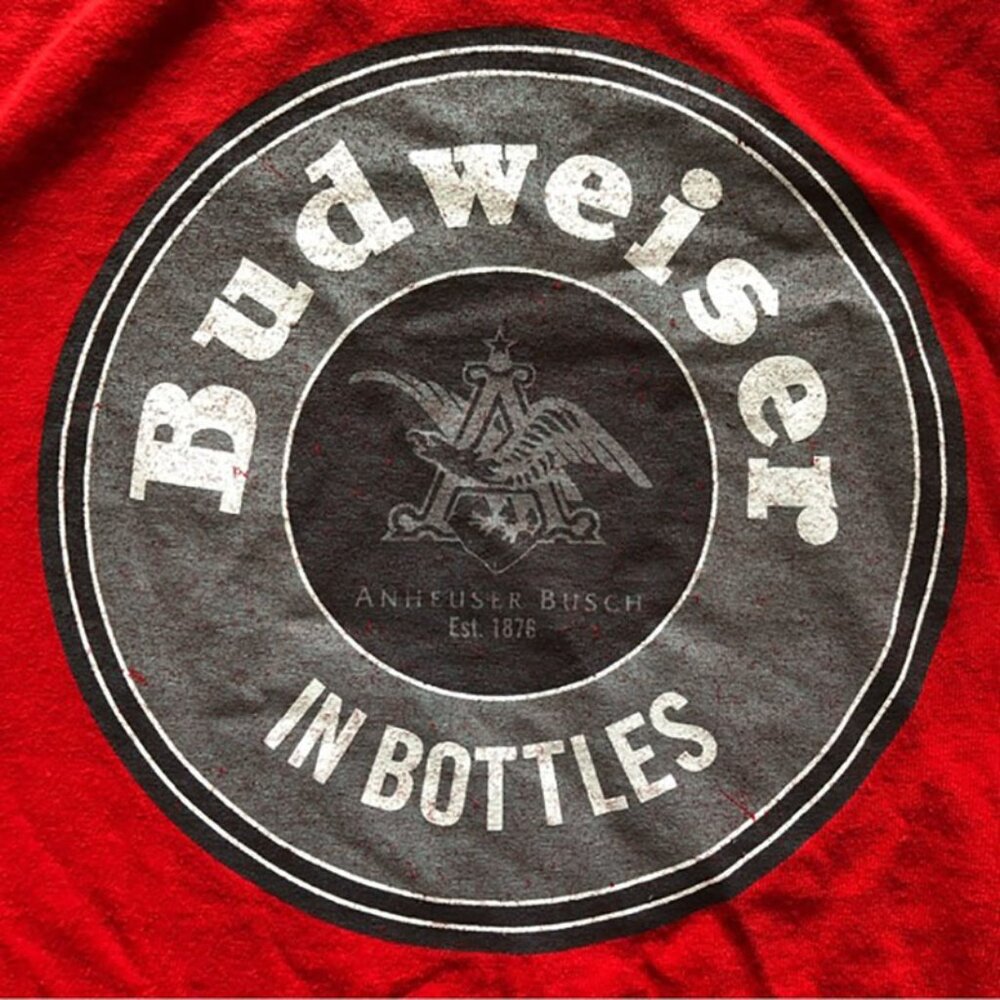 Budweiser Gildan Red T-Shirt - Picture 3 of 7